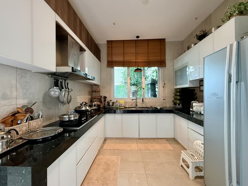 Service Residence for Sale at Manhattan Soho - Beautriz Sim - PropertyGuru.com.my