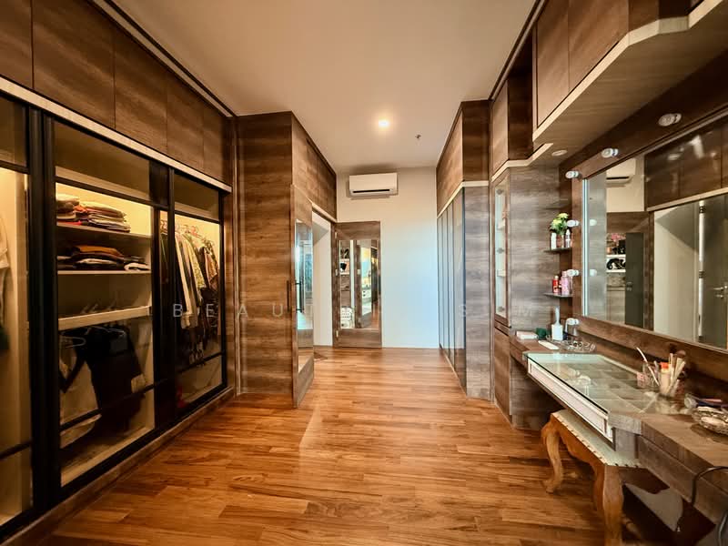 Service Residence for Sale at Manhattan Soho - Beautriz Sim - PropertyGuru.com.my