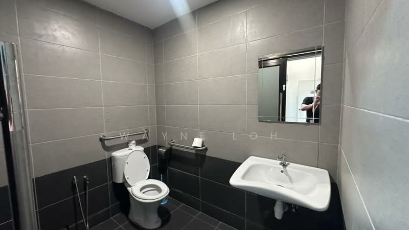 Shop for Rent in Bukit Mertajam (Penang) - Wayne Loh - Bathroom - PropertyGuru.com.my