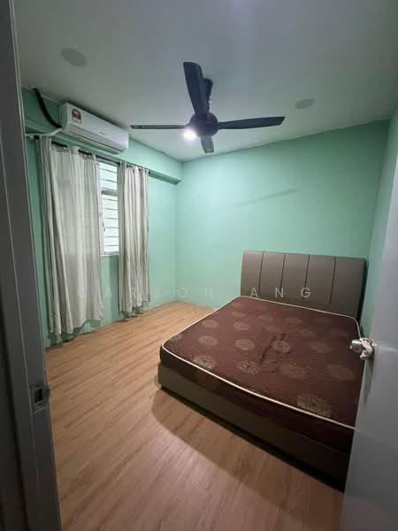 Apartment for Rent at Pinang Laguna - Carson Ang - Bedroom - PropertyGuru.com.my