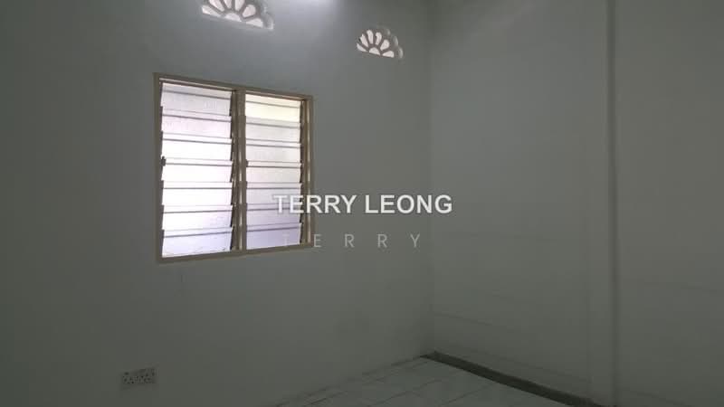 Rumah Teres 1 Tingkat untuk Dijual di Seksyen 8 (Petaling Jaya) - Terry Leong - PropertyGuru.com.my