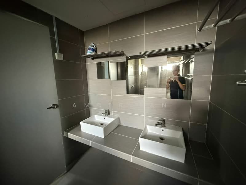 Semi-D Factory for Sale in Bandar Teknologi Kajang (Kajang) - AMBER TAN - Bathroom - PropertyGuru.com.my