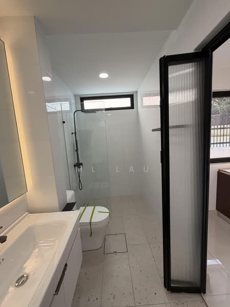 Rumah Teres 2-Tingkat untuk Dijual di Taman Desa (Taman Desa) - ML Lau - Bathroom - PropertyGuru.com.my