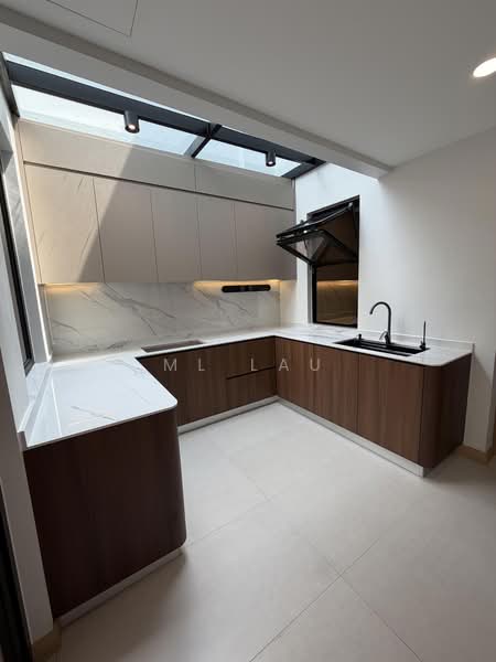 Rumah Teres 2-Tingkat untuk Dijual di Taman Desa (Taman Desa) - ML Lau - Kitchen - PropertyGuru.com.my