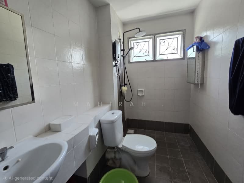 Rumah Teres 2 Tingkat untuk Dijual di Kajang (Selangor) - Mahirah . - Bathroom - PropertyGuru.com.my