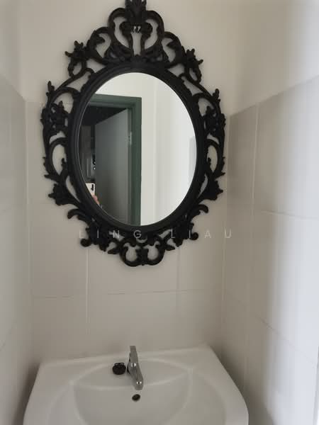 Service Residence for Sale at D'Ambience Residences (Pangsapuri Ikatan Flora) - Ling Liau - Bathroom - PropertyGuru.com.my