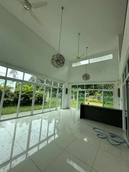 Rumah Banglo untuk Dijual di Bukit Jelutong (Shah Alam) - Jess Tee - Living Room - PropertyGuru.com.my