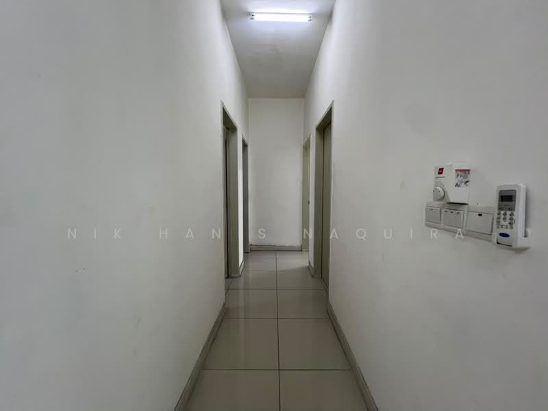 Service Residence for Rent at Savanna Executive Suite @ Southville City - Nik Hanis Naquira - Corridor - PropertyGuru.com.my