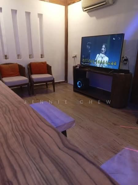 Bungalow for Rent in Taman Melodies (Johor Bahru) - Jennie Chew - Living Room - PropertyGuru.com.my