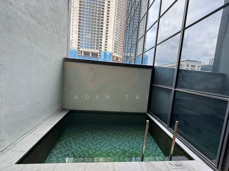 Servis Apartment untuk Dijual di TRX Residences - Aden Tai - Pool - PropertyGuru.com.my