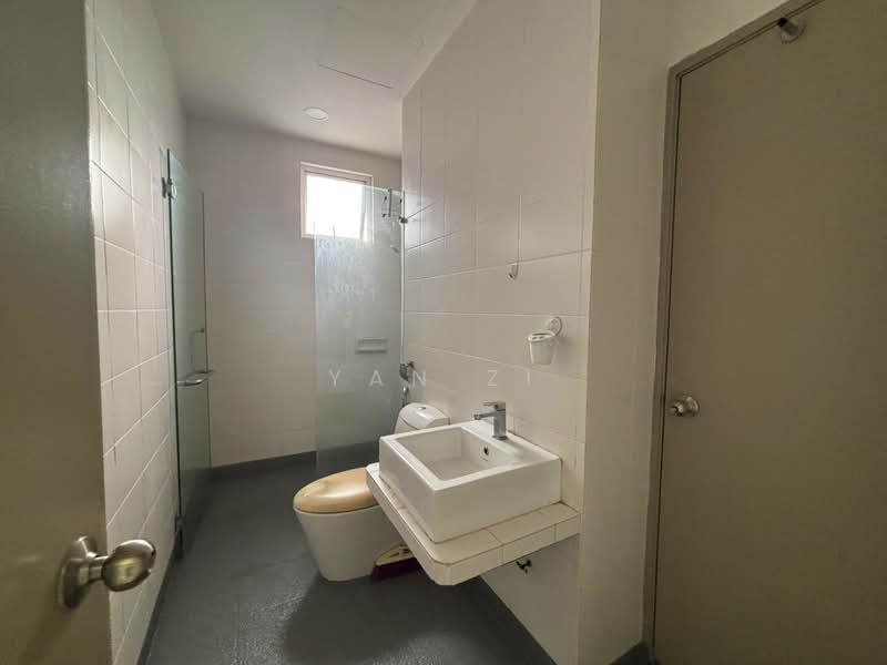 Service Residence for Rent at Vue Residences - Yan Zi - Bathroom - PropertyGuru.com.my
