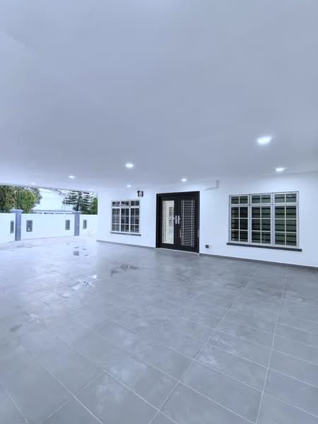 1-storey Terraced House for Sale in Taman Johor Jaya (Johor Bahru) - Karl Lim - Exterior - PropertyGuru.com.my