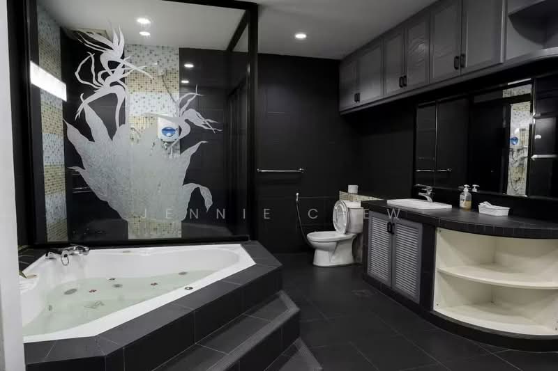 Bungalow for Sale in Taman Melodies (Johor Bahru) - Jennie Chew - Bathroom - PropertyGuru.com.my