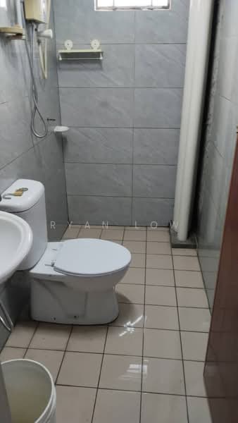 Kondominium untuk Disewa di Puncak Banyan - Ryan Low - Bathroom - PropertyGuru.com.my