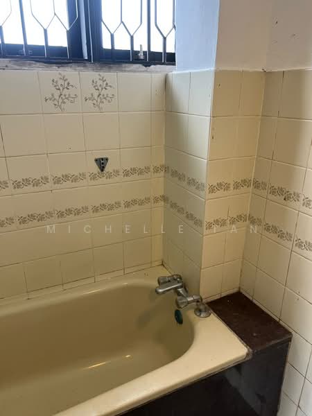 Apartment for Sale at Tudor Court - Michelle Tan - Bathroom - PropertyGuru.com.my