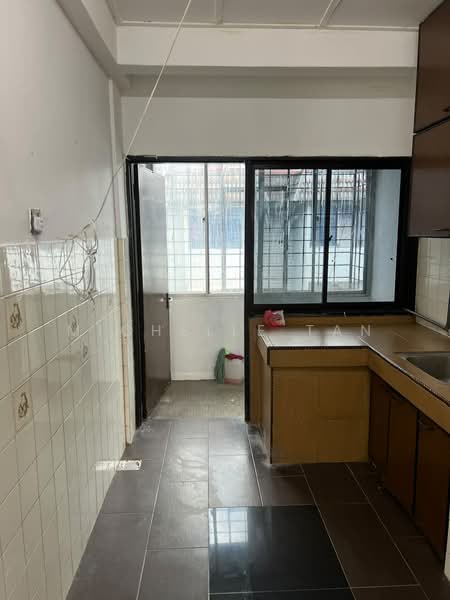 Apartment for Sale at Tudor Court - Michelle Tan - Kitchen - PropertyGuru.com.my
