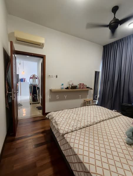 Kondominium untuk Dijual di Paradiso Nuova (Merak Kayangan) - Pansy Teo - Bedroom - PropertyGuru.com.my