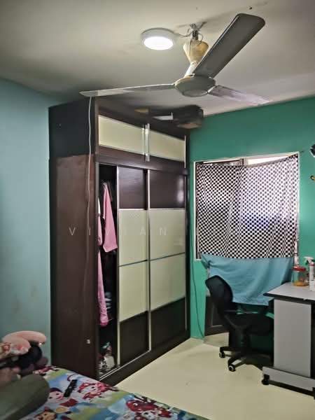 Rumah Flat untuk Dijual di Desa Pinang 2 - Vivian Lim - Bedroom - PropertyGuru.com.my