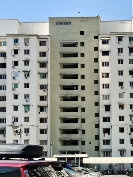 Rumah Flat untuk Dijual di Desa Pinang 2 - Vivian Lim - Exterior - PropertyGuru.com.my