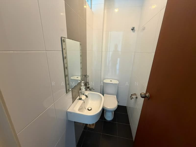 2.5-storey Terraced House for Sale in Taman Sayang Selasih (Klebang) - Ramona Tan - Bathroom - PropertyGuru.com.my