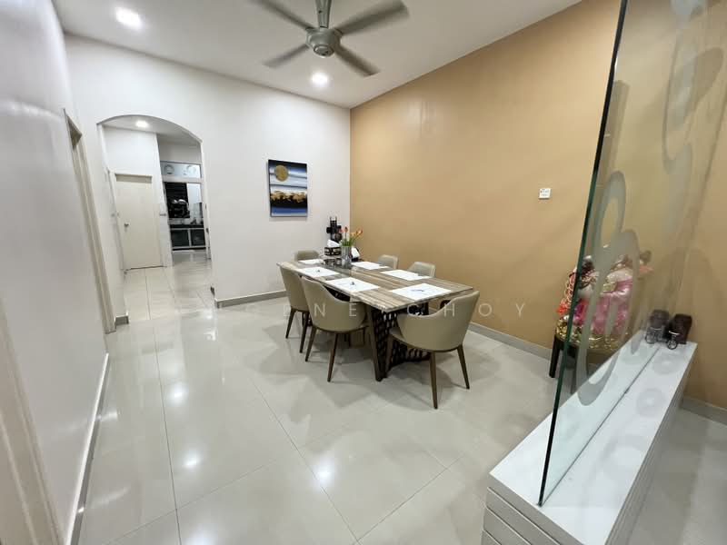 2-storey Terraced House for Sale in Bandar Kinrara Seksyen 9 (Bandar Kinrara) - Eugene Choy - Dining Room - PropertyGuru.com.my