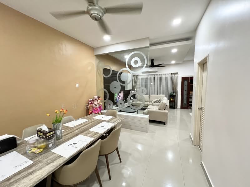 2-storey Terraced House for Sale in Bandar Kinrara Seksyen 9 (Bandar Kinrara) - Eugene Choy - Living Room - PropertyGuru.com.my