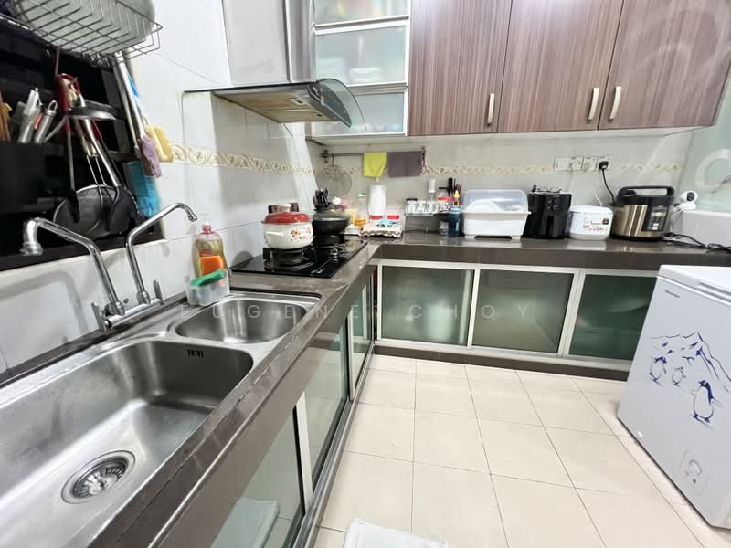 2-storey Terraced House for Sale in Bandar Kinrara Seksyen 9 (Bandar Kinrara) - Eugene Choy - Kitchen - PropertyGuru.com.my