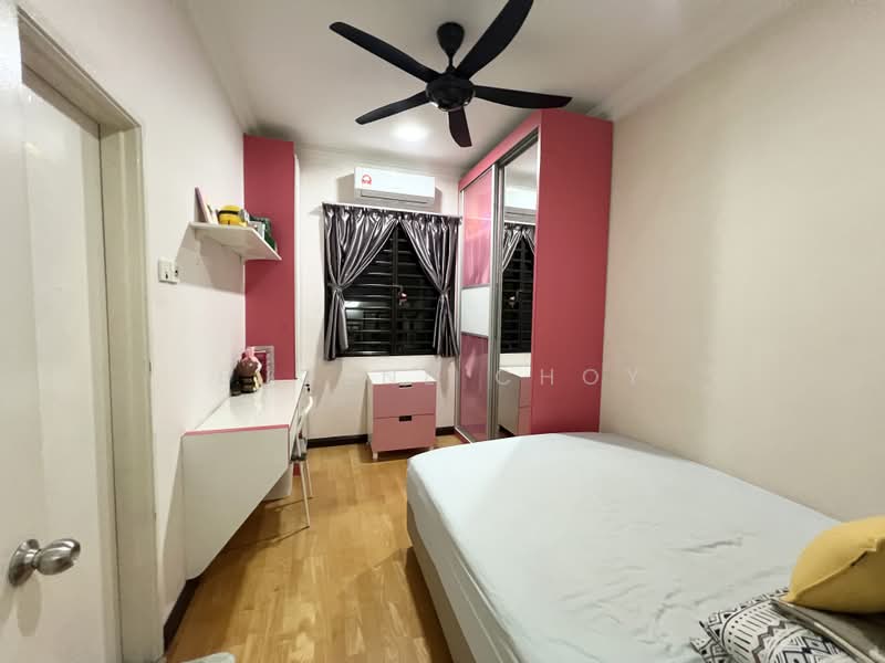 2-storey Terraced House for Sale in Bandar Kinrara Seksyen 9 (Bandar Kinrara) - Eugene Choy - Bedroom - PropertyGuru.com.my