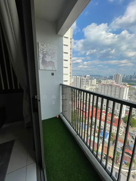 Servis Apartment untuk Disewa di Kenwingston Platz - Kong Wai Keat - Balcony - PropertyGuru.com.my