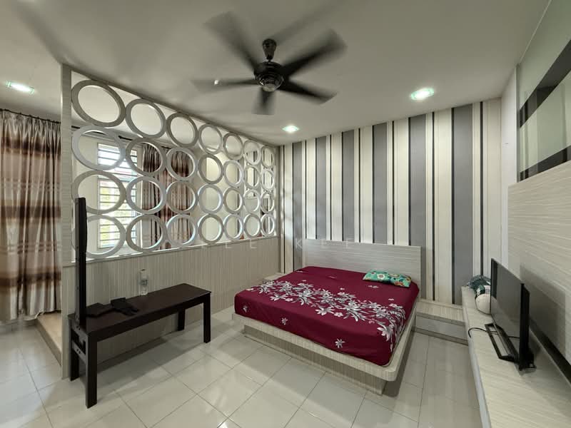 Terraced House for Sale in Taman Evergreen Heights (Batu Pahat) - Lee Kee - Bedroom - PropertyGuru.com.my
