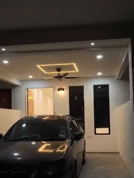 Rumah Teres 1.5-Tingkat untuk Disewa di Taman Akasia (Semenyih) - CK Law - Exterior - PropertyGuru.com.my