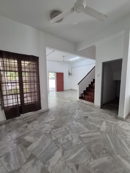 2-storey Terraced House for Sale in Usj 6 (Subang Jaya) - KG Tan - Living Room - PropertyGuru.com.my