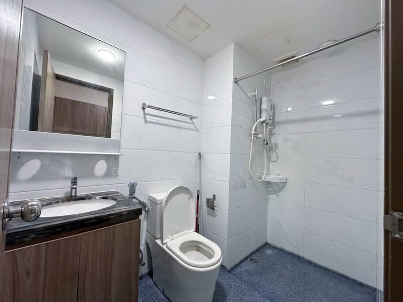 Servis Apartment untuk Disewa di Country Garden Central Park - Daphne Lee - Bathroom - PropertyGuru.com.my