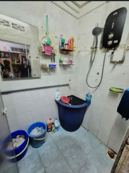 Rumah Teres 1 Tingkat untuk Dijual di Taman Setapak (Setapak) - Nicole Goh - Bathroom - PropertyGuru.com.my