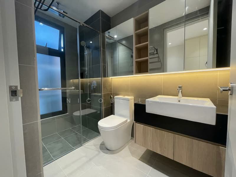 Servis Apartment untuk Dijual di Sunway Belfield - Nicole Ler - Bathroom - PropertyGuru.com.my