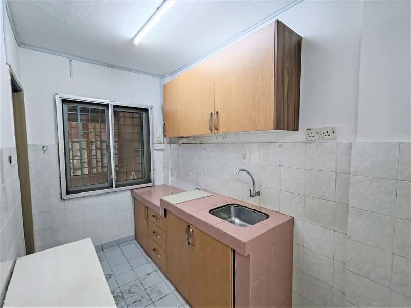 Rumah Flat untuk Dijual di Bandar Damai Perdana (Low Cost) - Aaron Yeoh - Kitchen - PropertyGuru.com.my