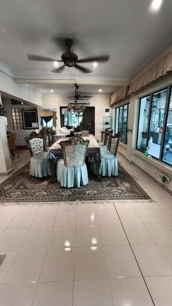 2.5-storey Terraced House for Sale in Taman Setiawangsa (Setiawangsa) - Niez Mohd Ali - Dining Room - PropertyGuru.com.my