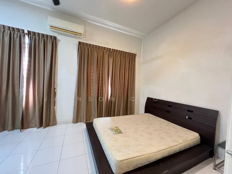 Rumah Teres 2 Tingkat untuk Disewa di Setia Tropika (Johor Bahru) - Johnson Chong - Bedroom - PropertyGuru.com.my