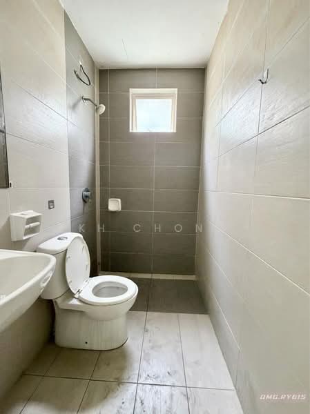 Cluster House for Sale in Canary Garden (Klang) - KH Chong - Bathroom - PropertyGuru.com.my