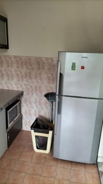Apartment for Sale at Pangsapuri Saraka - Eu Gin - Kitchen - PropertyGuru.com.my