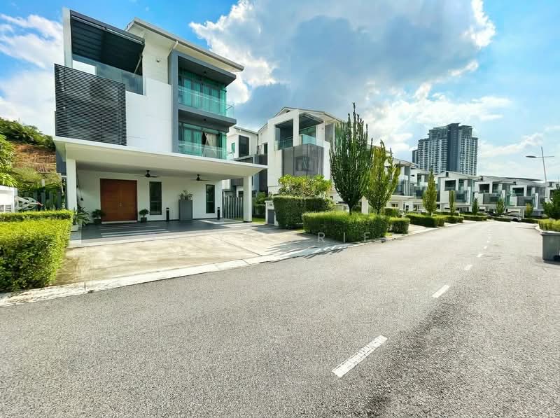 Bungalow for Sale in Cyberjaya (Selangor) - BILYA ARIFF - Exterior - PropertyGuru.com.my