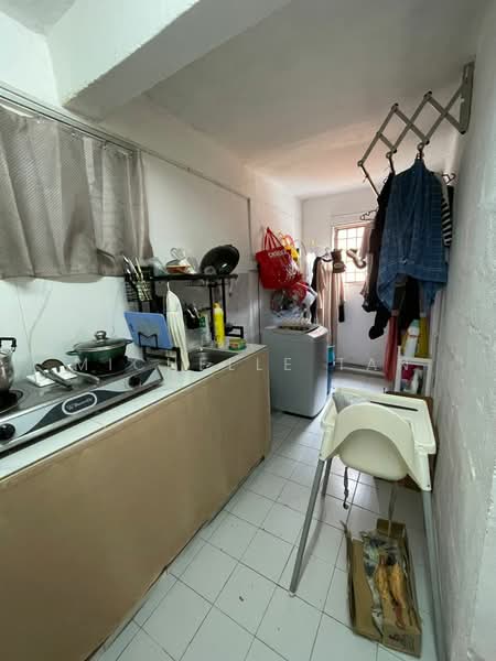 Flat for Sale at PPR Desa Tun Razak - Michelle Tan - Kitchen - PropertyGuru.com.my