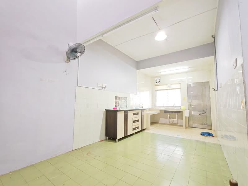 1-storey Terraced House for Rent in Johor Bahru (Johor) - Stella Chia - Kitchen - PropertyGuru.com.my