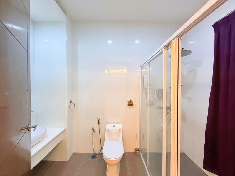 Bungalow for Sale in Seri Kembangan (Selangor) - BILYA ARIFF - Bathroom - PropertyGuru.com.my