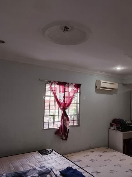 2-storey Terraced House for Sale in Bandar Kinrara Seksyen 1 (Bandar Kinrara) - Koh VJ - Bedroom - PropertyGuru.com.my