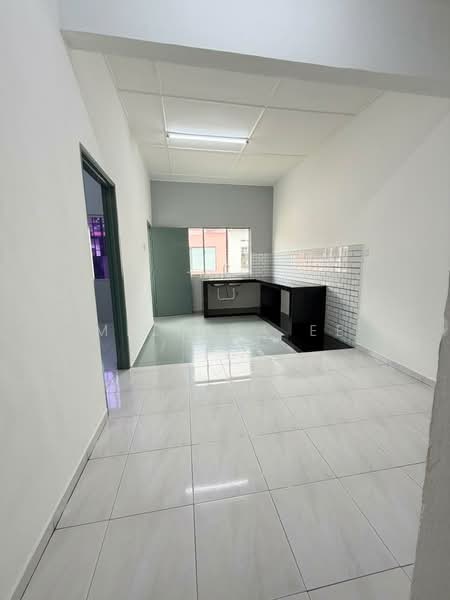 1-storey Terraced House for Sale in Taman Kota Masai (Pasir Gudang) - Melinda Ee - Kitchen - PropertyGuru.com.my
