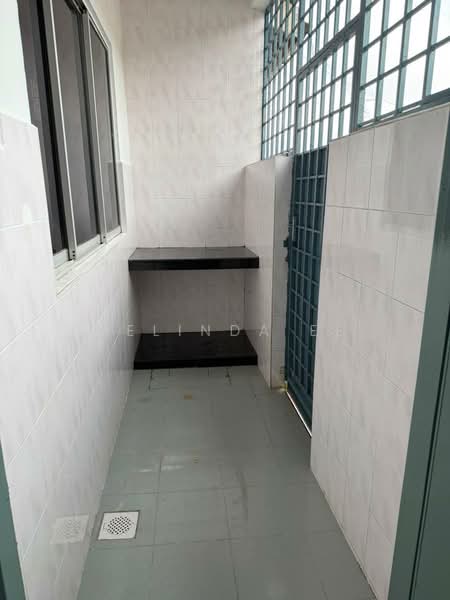 1-storey Terraced House for Sale in Taman Kota Masai (Pasir Gudang) - Melinda Ee - Balcony - PropertyGuru.com.my