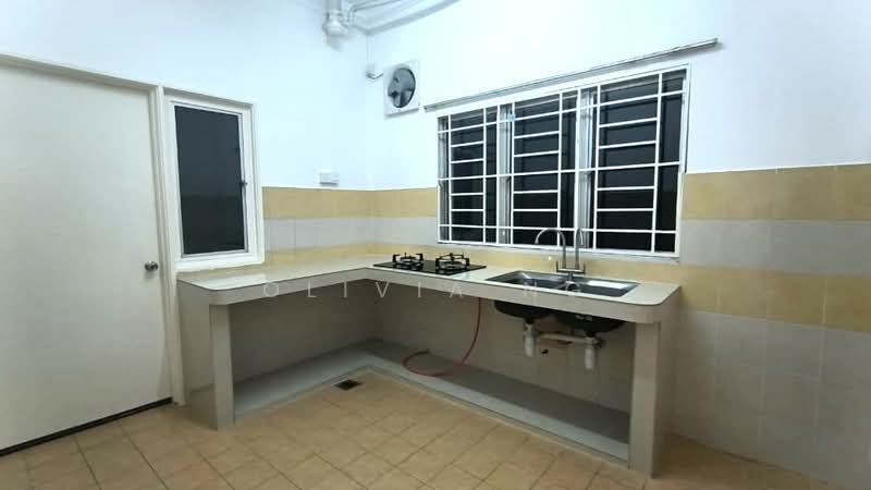 Pangsapuri untuk Disewa di Indah Cempaka - Olivia Ng - Kitchen - PropertyGuru.com.my