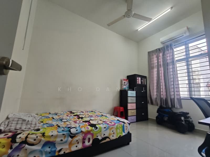 2-storey Terraced House for Sale in Kota Bayuemas (Klang) - Kho Daniel - Bedroom - PropertyGuru.com.my