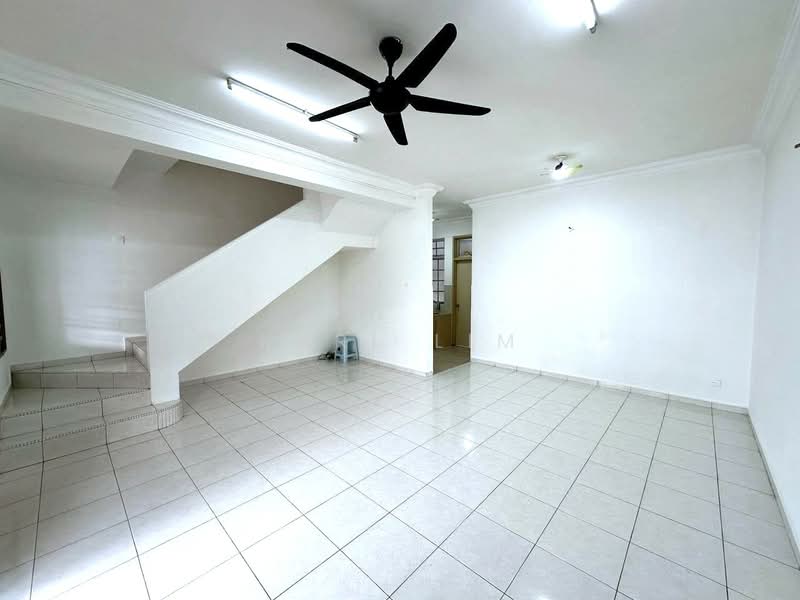 2-storey Terraced House for Sale in Taman Setia Indah (Tebrau) - Karl Lim - Living Room - PropertyGuru.com.my